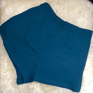 NWT Flowy Emerald Green Shorts